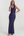 Vestido largo satinado con escote drapeado