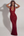 Vestido largo brillante con escote halter