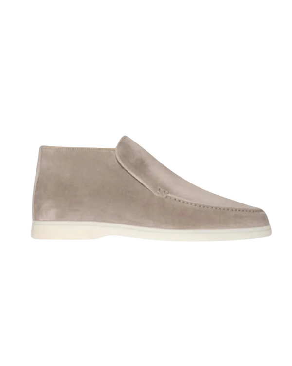 Elegantes mocasines altos