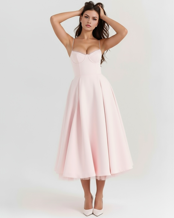 Vestido midi con corsé y falda amplia
