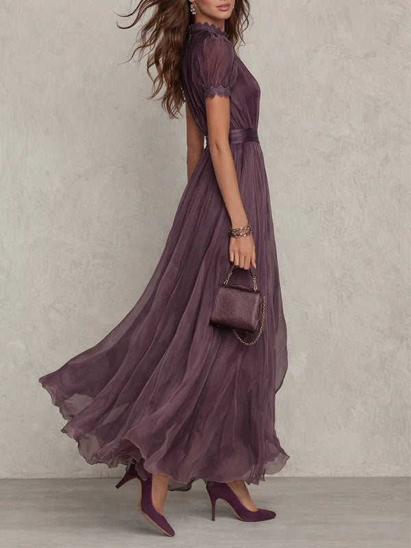 Flavia | Vestido Largo Morado con Escote Lágrima y Encaje