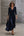 Loredana | Vestido Maxi Asimétrico con Escote en V y Paneles de Satén Azul Marino